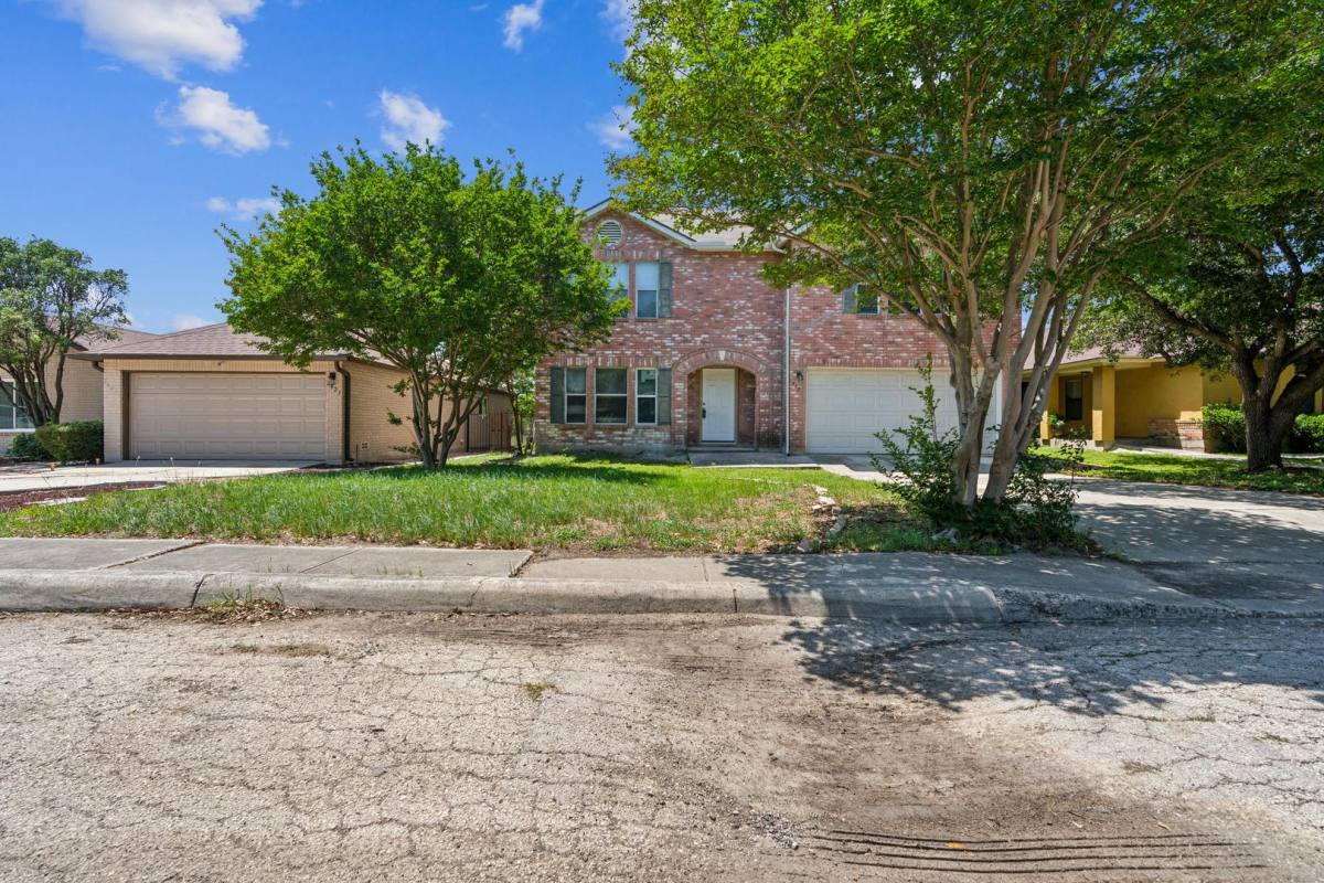 House for rent at 7427 Legend Point, San Antonio, TX 78244