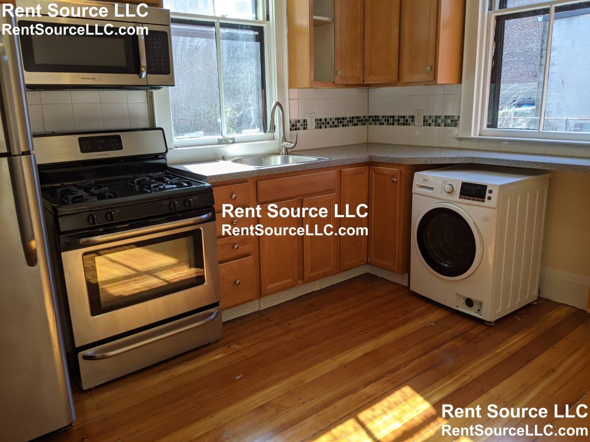 Apartment for rent at 23 Ware St #2, Cambridge, MA 02138