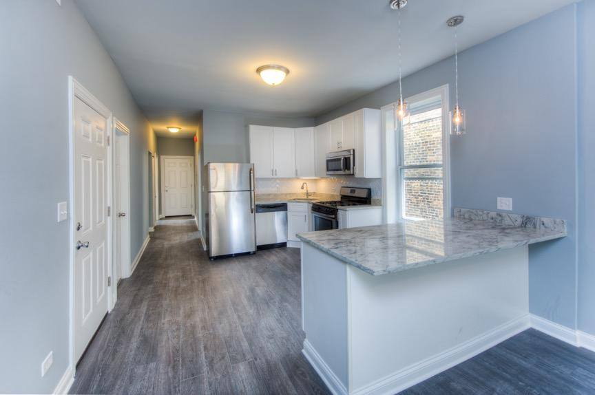 Apartment for rent at 2054 N Campbell #3F, Chicago, IL 60647