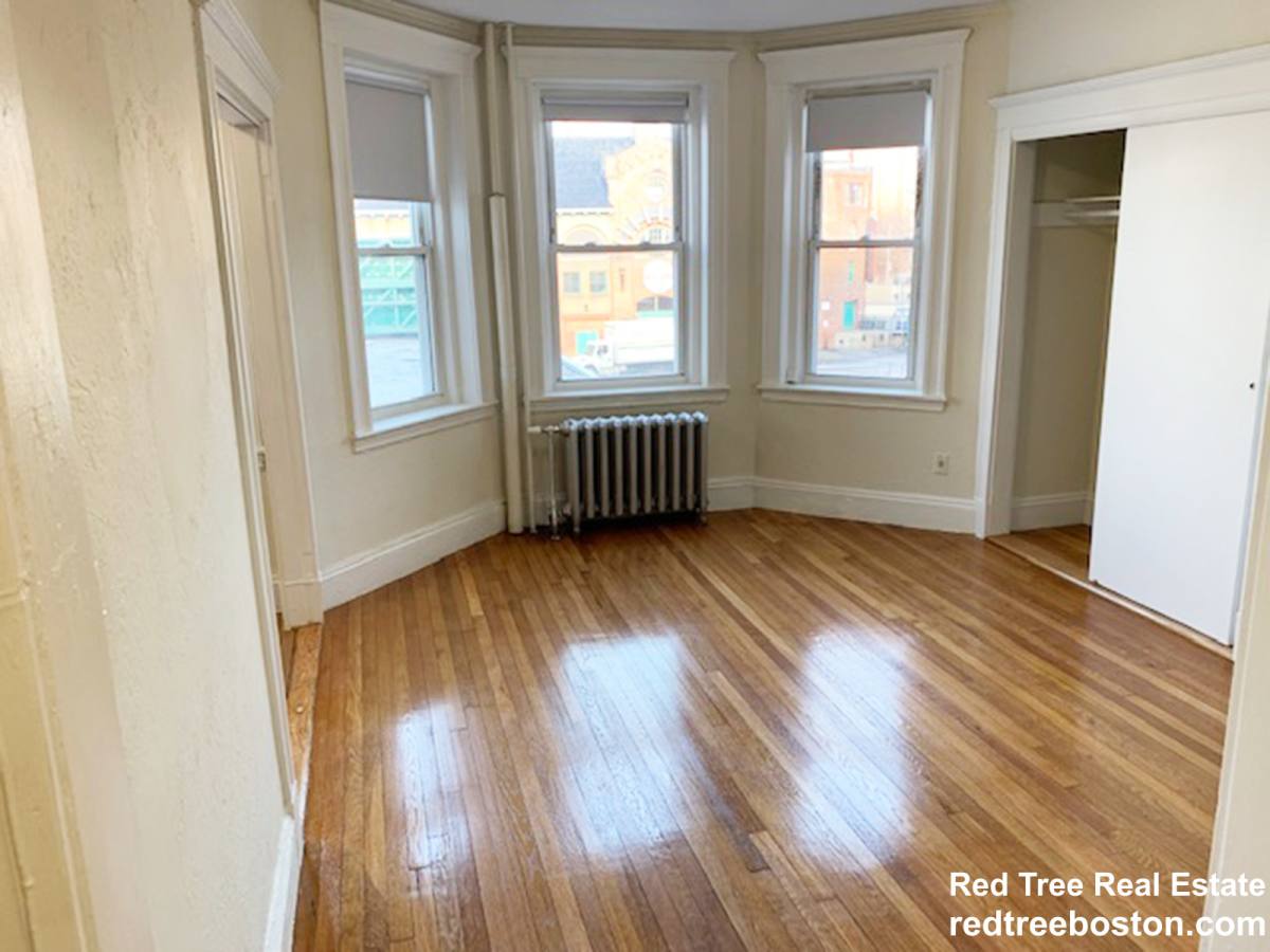 Apartment for rent at 1173 Boylston St #101, Boston, MA 02215