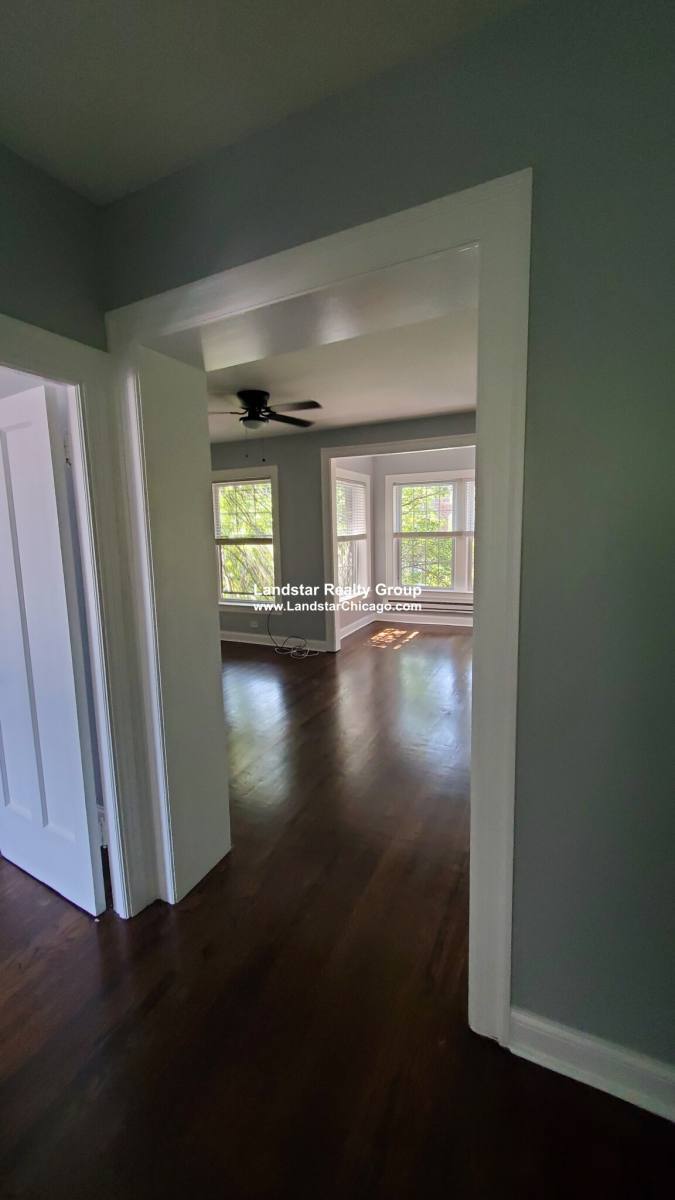 Apartment for rent at 943 Judson Ave #1, Evanston, IL 60202