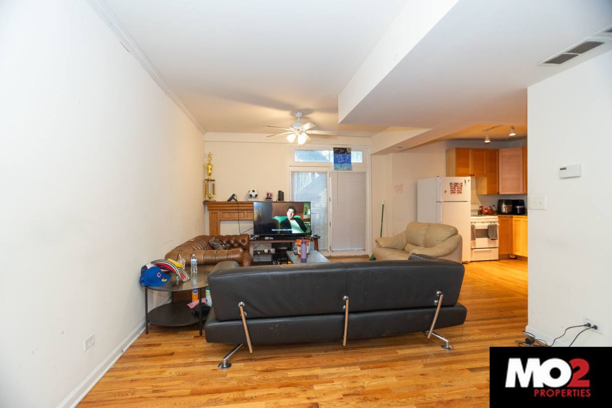 Apartment for rent at 1318 N Cleaver #CH2, Chicago, IL 60642