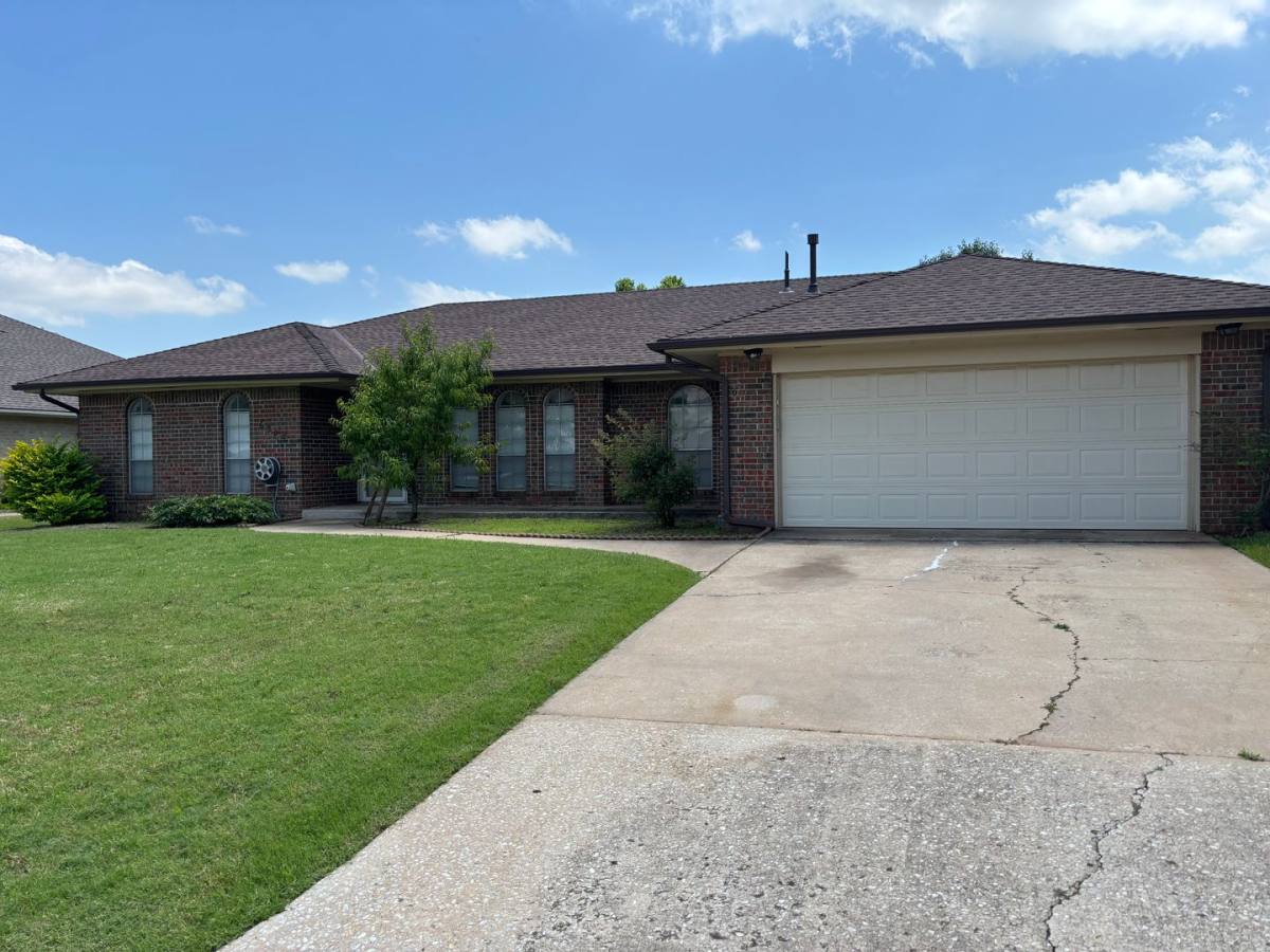 House for rent at 6308 NW 84th St, Oklahoma City, OK 73132