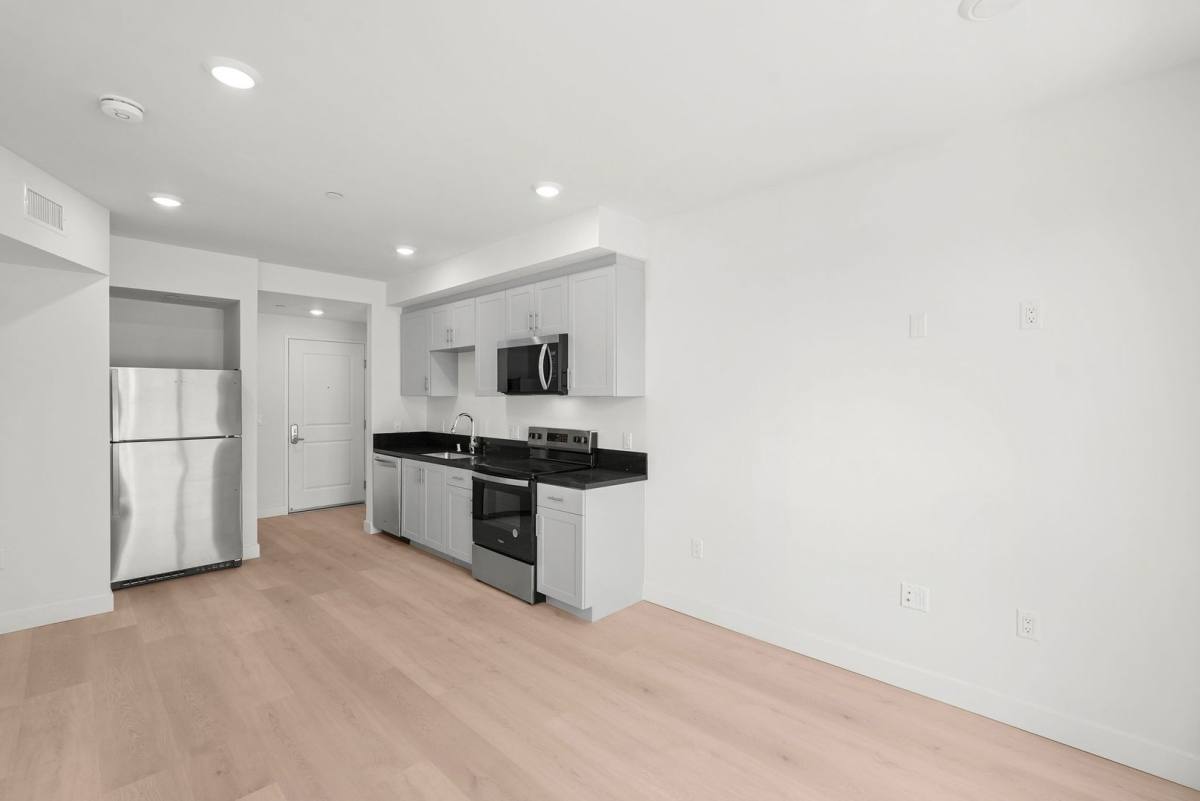 Apartment for rent at 433 Rosenell Terrace, Los Angeles, CA 90026