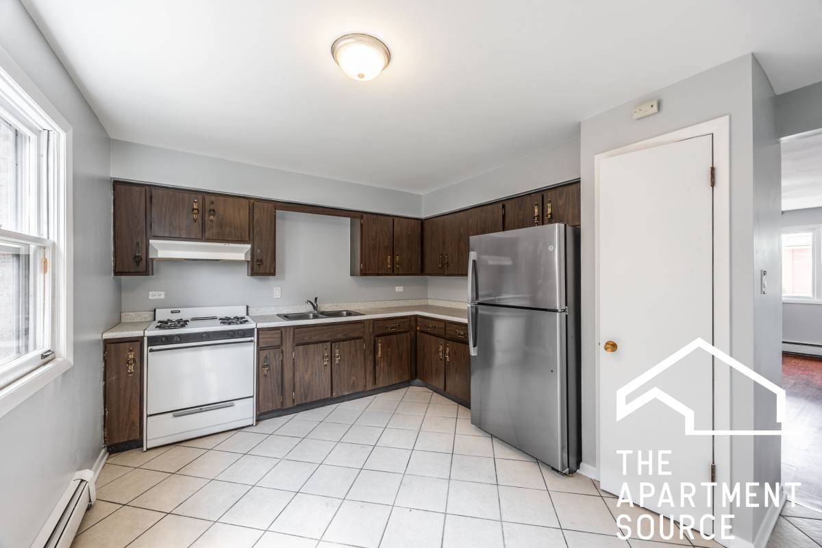 Apartment for rent at 6543 W 16th #5, Berwyn, IL 60402