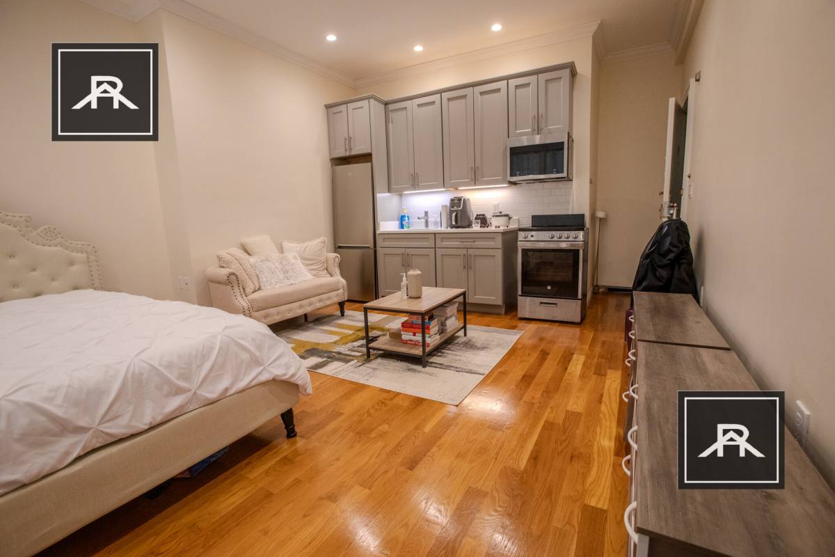 Apartment for rent at 901 Beacon St #6, Boston, MA 02215