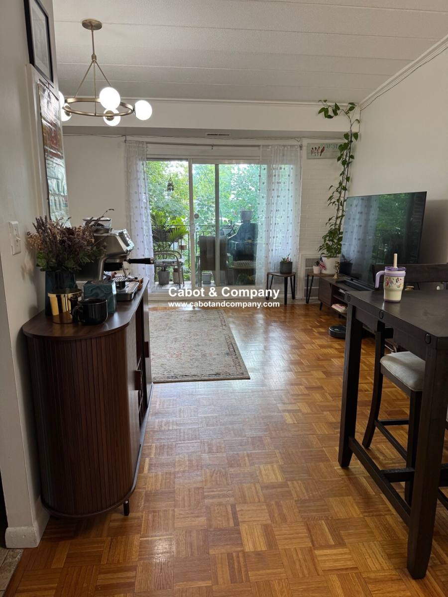 Apartment for rent at 300 Tremont St #9, Newton, MA 02458