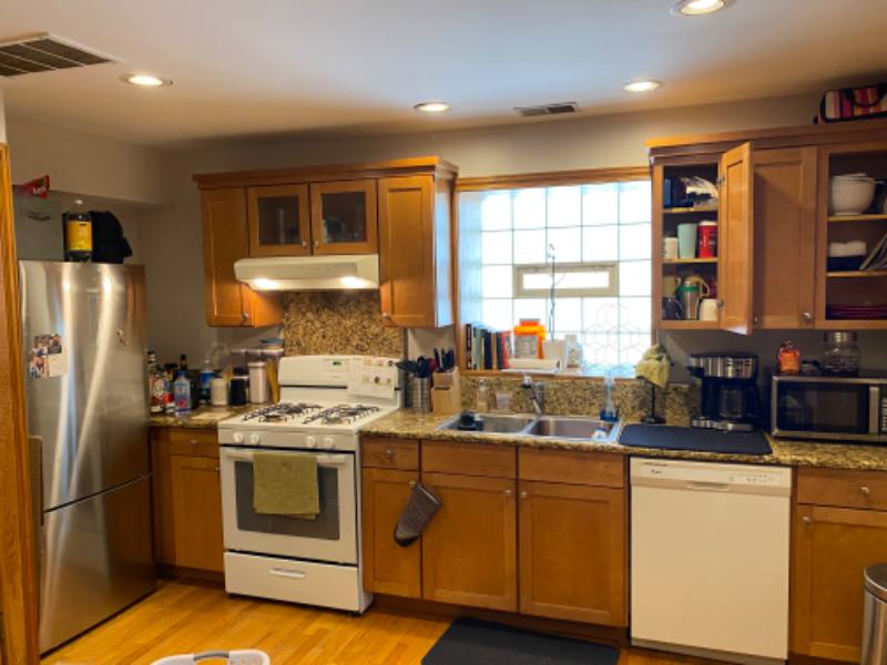 Apartment for rent at 3242 W Wrightwood Ave #G, Chicago, IL 60647