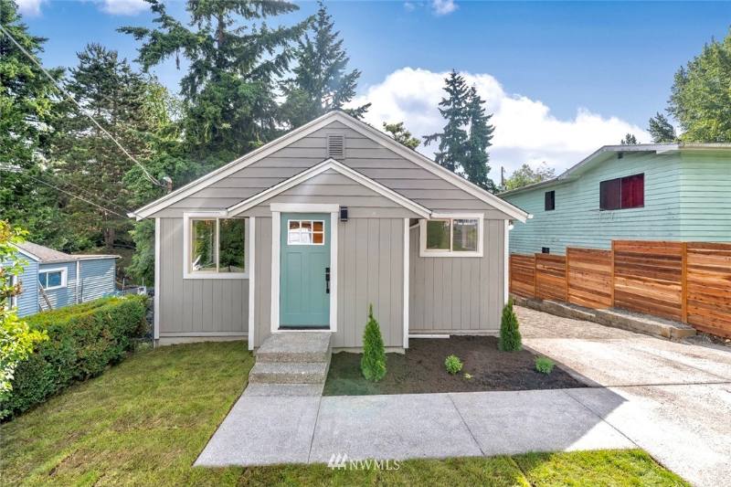 House for rent at 13436 48th Place S, Seattle, WA 98168