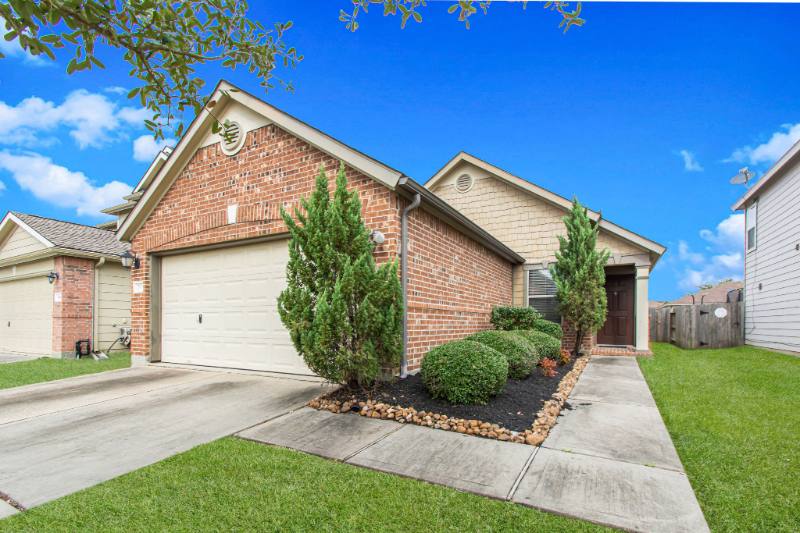 House for rent at 2930 Ribbon Creek Way, Spring, TX 77389