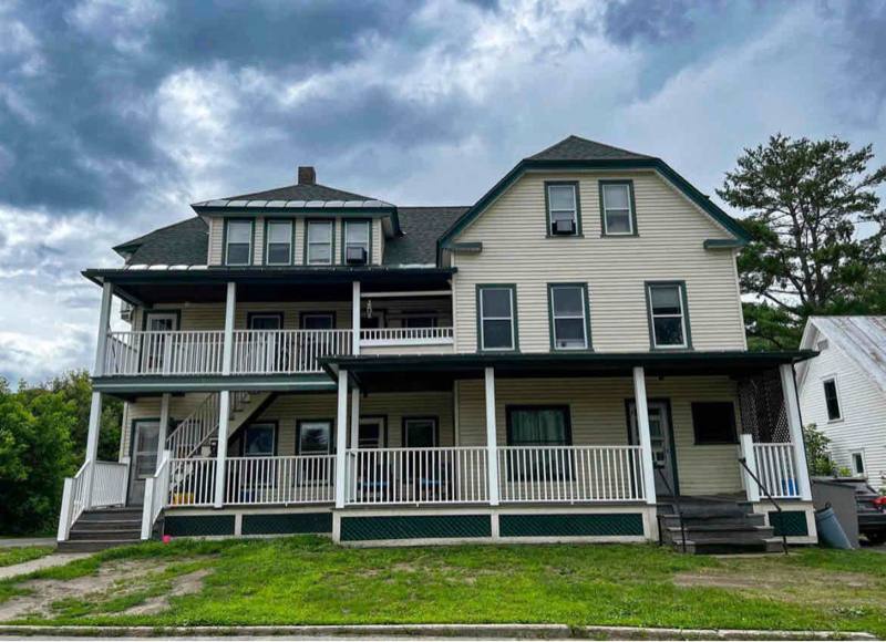 Apartment for rent at 32 Wesley Dr #3, Saint Johnsbury, VT 05819