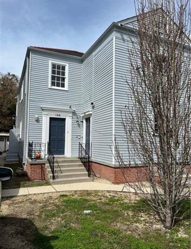 Apartment for rent at 1416 Broadway St, New Orleans, LA 70118