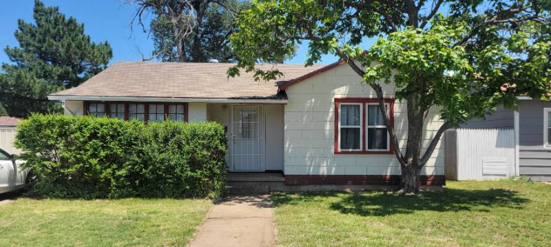 House for rent at 4003 S Bowie St, Amarillo, TX 79110