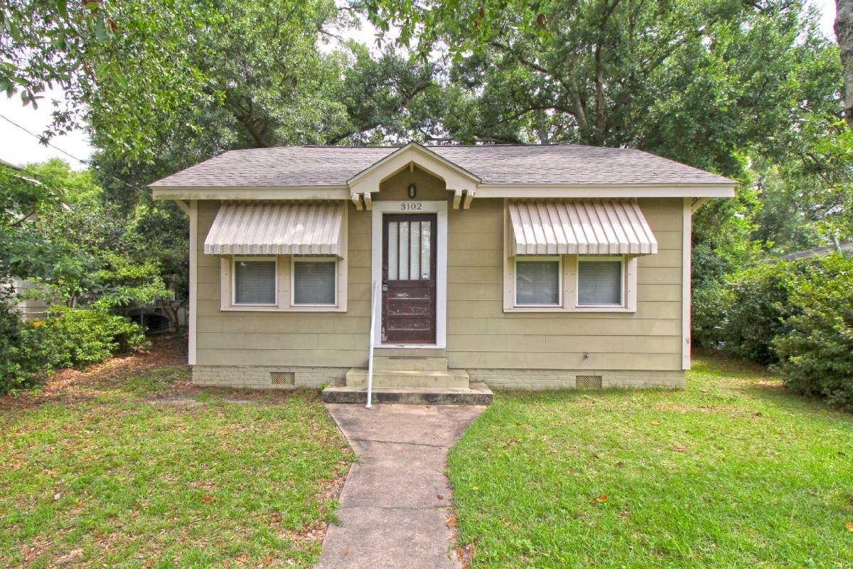 House for rent at 3102 E Desoto St, Pensacola, FL 32503