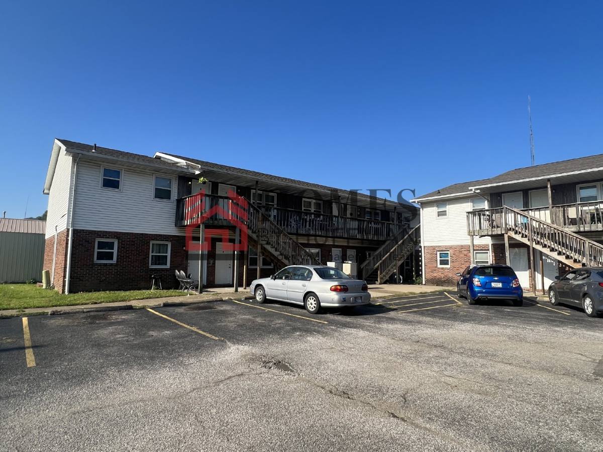 Apartment for rent at 215 E Elm St #5, Boonville, IN 47601
