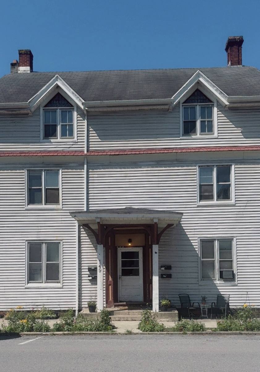 Apartment for rent at 149 N 2nd St #B, Newport, PA 17074