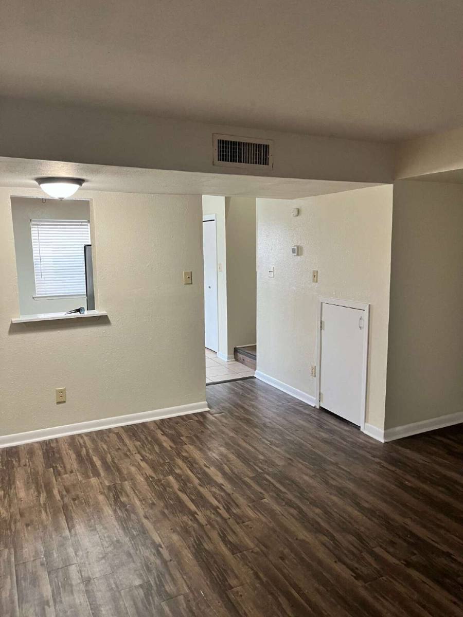 Townhouse for rent at 202 Lincoln Ave #D, College Station, TX 77840