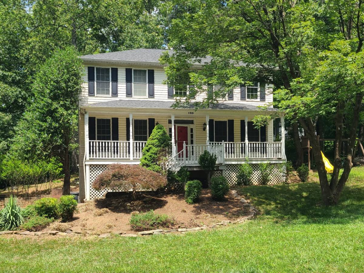 House for rent at 105 Oakwood Dr, Stafford, VA 22554