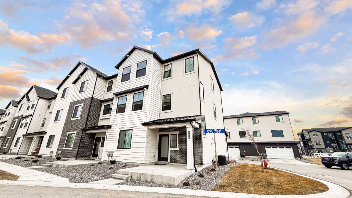 Townhouse for rent at 888 W 540 S, American Fork, UT 84003