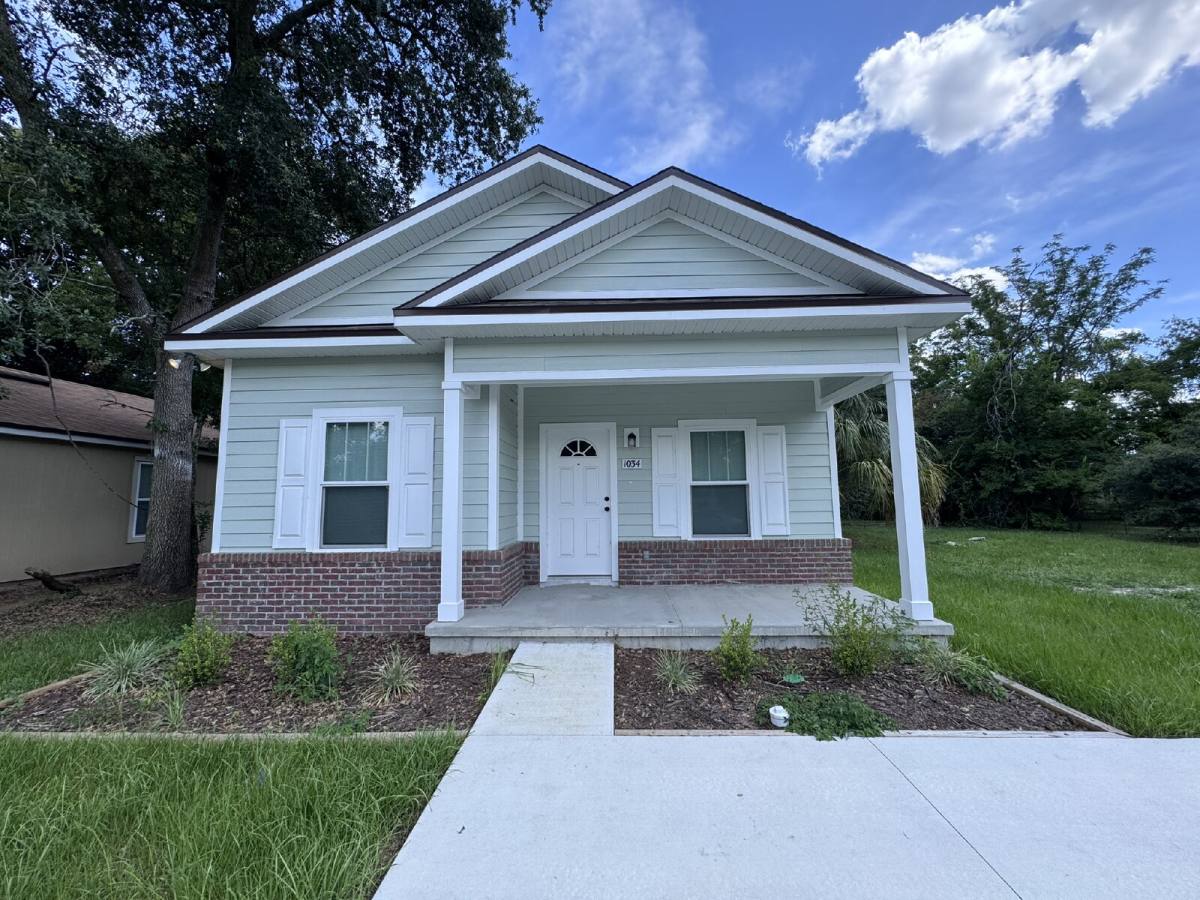 House for rent at 1034 W 27th St, Jacksonville, FL 32209