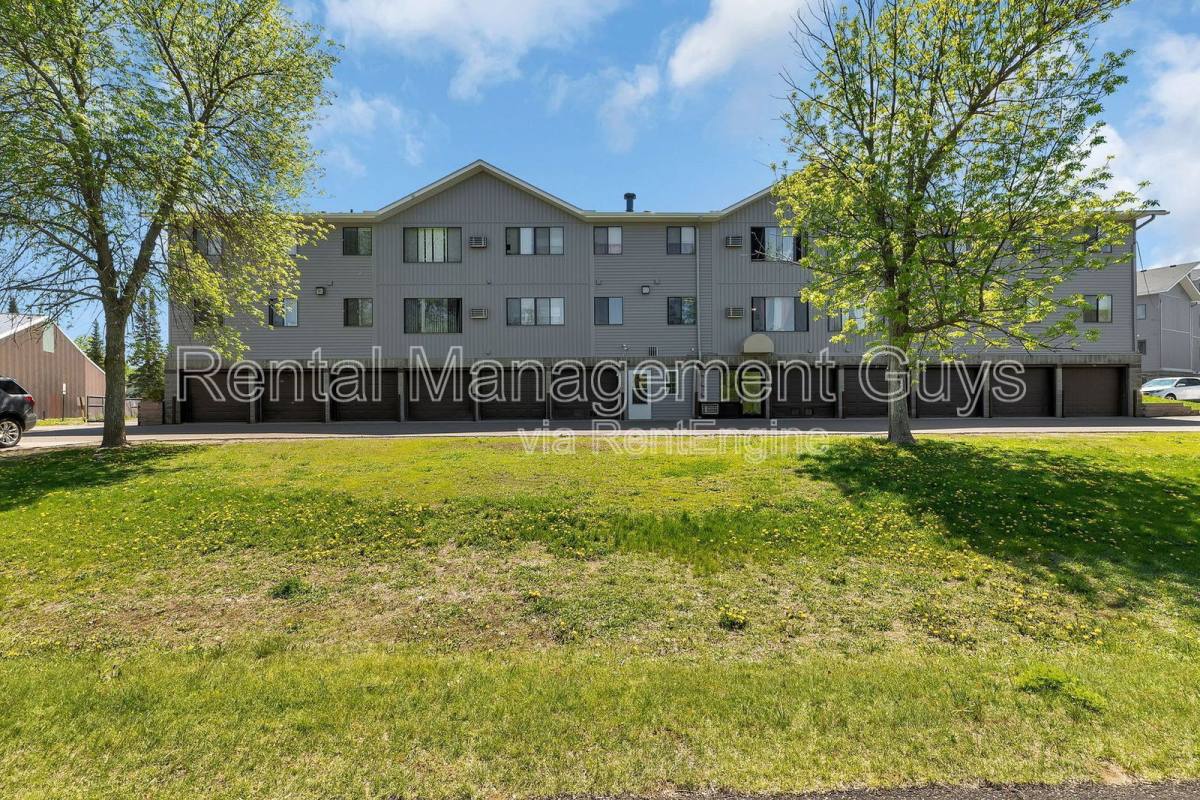 Apartment for rent at 133 Cedar Court E #203, Saint Joseph, MN 56374
