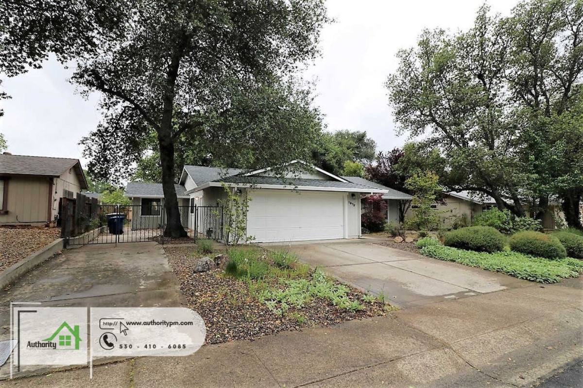House for rent at 1879 Tiburon Dr, Redding, CA 96003
