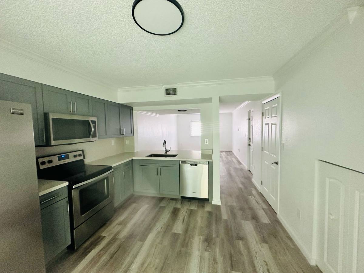 Apartment for rent at 14900 SW 82nd Terrace, Miami, FL 33193