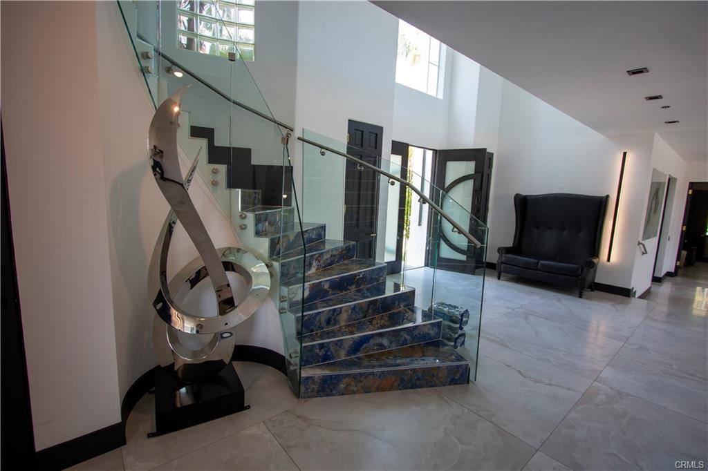 70 Dapplegray Rd, West Hills, CA 91307