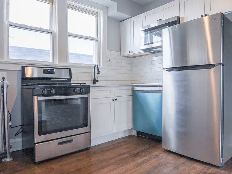 Apartment for rent at 3224 N Linder Ave #2, Chicago, IL 60641