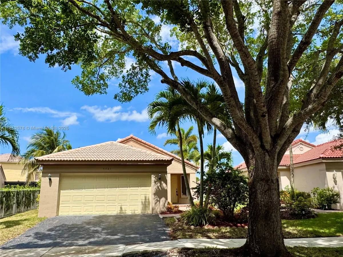 House for rent at 4481 Dogwood Circle, Fort Lauderdale, FL 33331
