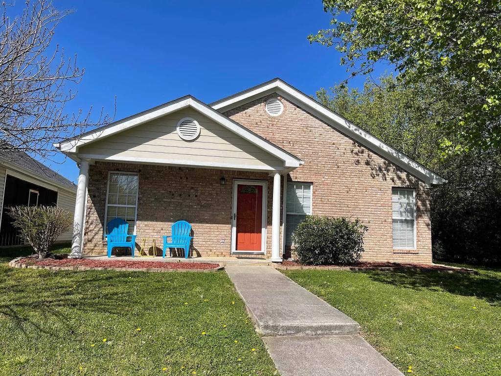 House for rent at 9608 Waycross Circle, Ooltewah, TN 37363