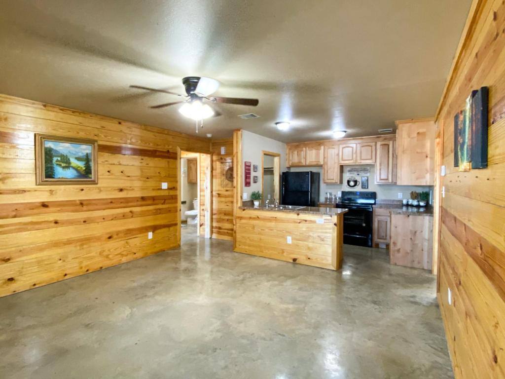 House for rent at 1517 County Rd 706 #2, Joshua, TX 76058