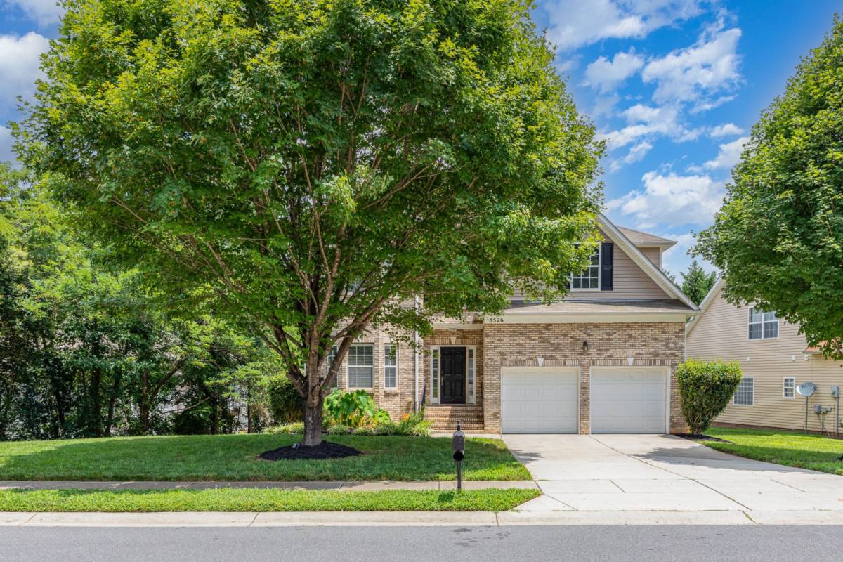 House for rent at 8526 Suttonview Dr, Charlotte, NC 28269