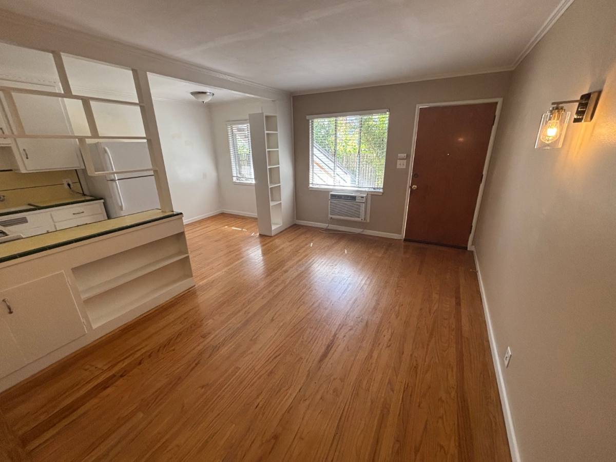 Apartment for rent at 2522 N St 1-12 #5, Sacramento, CA 95816