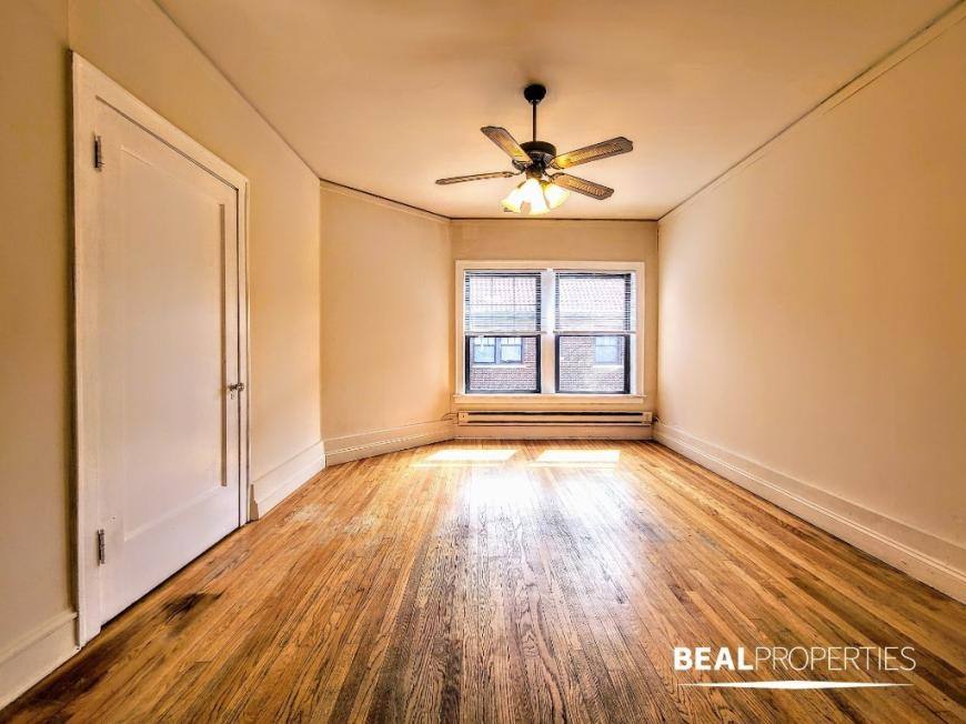 Apartment for rent at 13175 Oak Ave #E3, Evanston, IL 60202