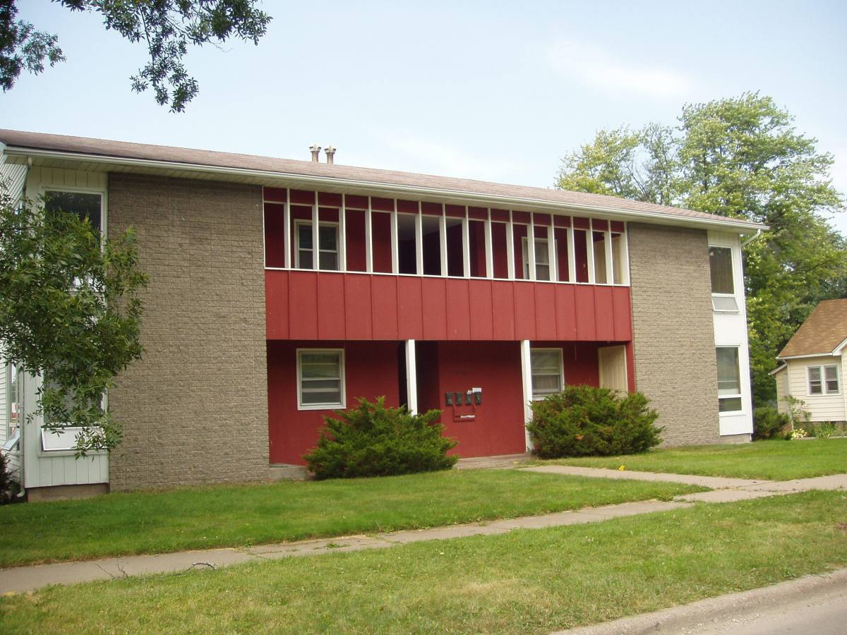Apartment for rent at 2960 12th St #1, Rock Island, IL 61201