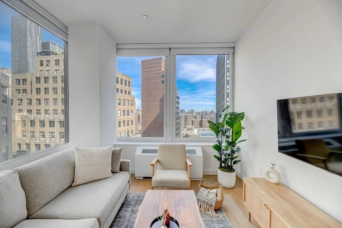 Apartment for rent at 130 Water St #1501, New York, NY 10005