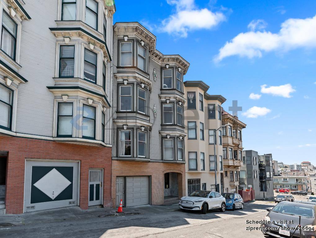 Condo for rent at 1245 Broadway #3, San Francisco, CA 94109