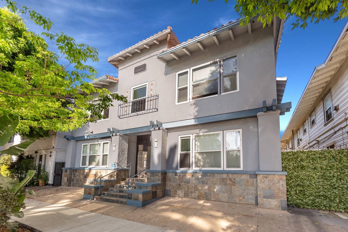 Apartment for rent at 237 Linden Ave, Long Beach, CA 90802