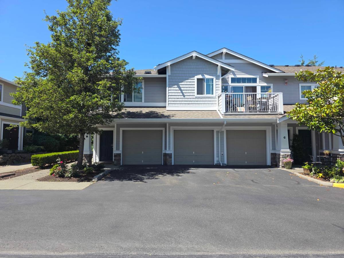 Condo for rent at 6433 Hazel Ave, Auburn, WA 98092