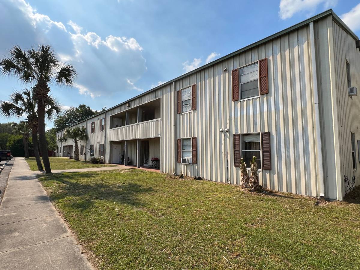 Apartment for rent at 6460 Stewart St, Milton, FL 32570
