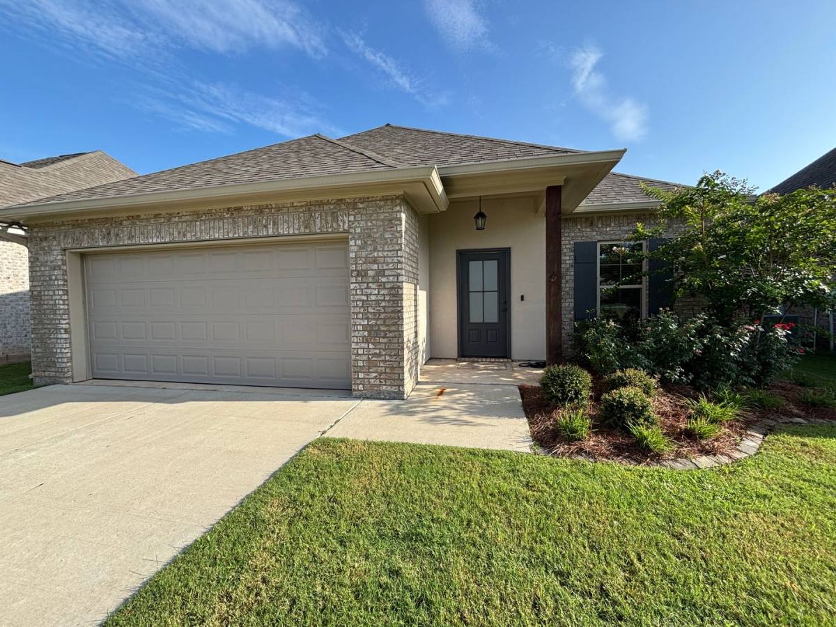 House for rent at 446 Mangrove, Bossier City, LA 71111