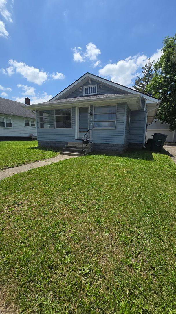 House for rent at 1215 S Ebright St, Muncie, IN 47302