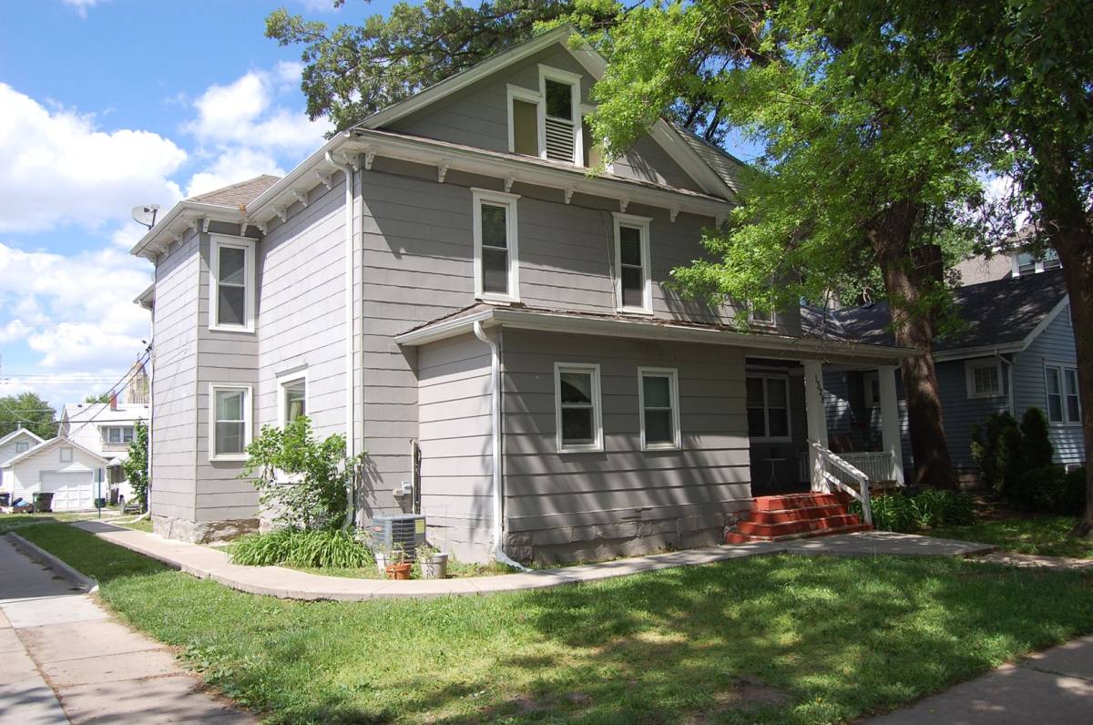 Apartment for rent at 1328 A St, Lincoln, NE 68502