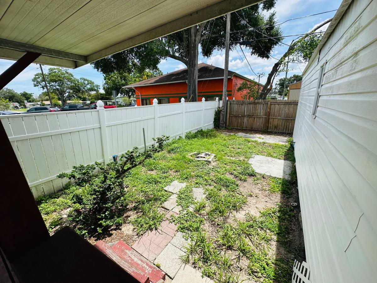 House for rent at 1938 Dixie Lane, Holiday, FL 34690