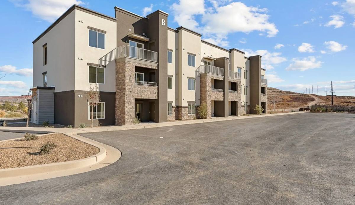 Apartment for rent at 302 S Divario Canyon, Saint George, UT 84770