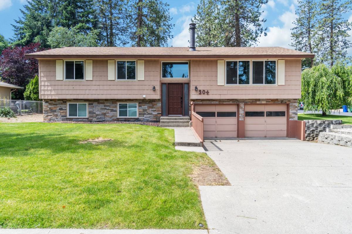 Apartment for rent at 304 E Chilton Ave, Spokane, WA 99218