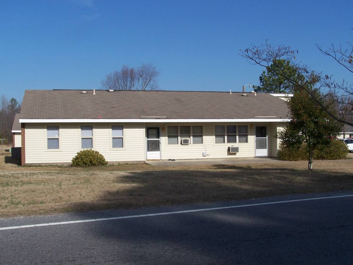 Apartment for rent at 400 E Northern Blvd, Tarboro, NC 27886