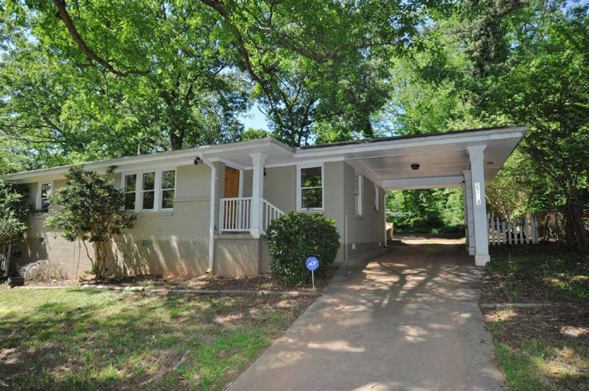 House for rent at 2734 Flagstone Dr, Atlanta, GA 30316