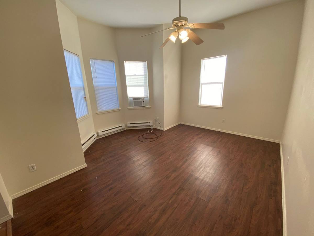 Apartment for rent at 820 Denver St, Caldwell, ID 83605